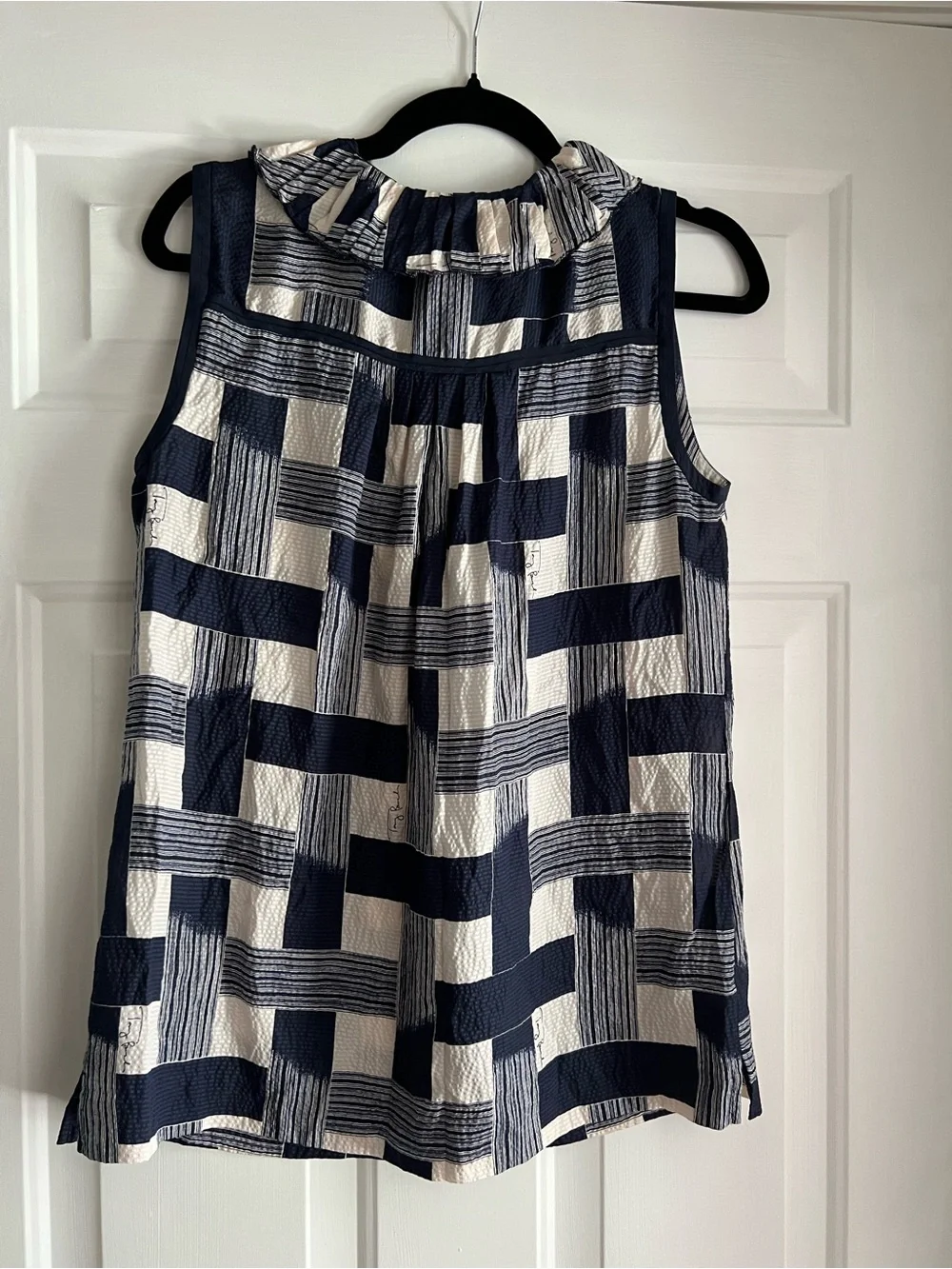 Tori Burch | (sz 12) Ruffle Front Silk Sleeveless Blouse